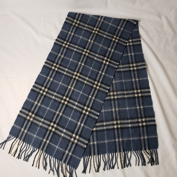Authentic Burberry  Cashmere  Scarf - Picture 1 of 4